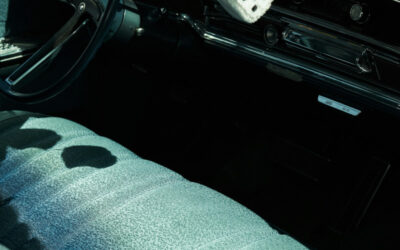 Jak wyczyścić tapicerkę w samochodzie?